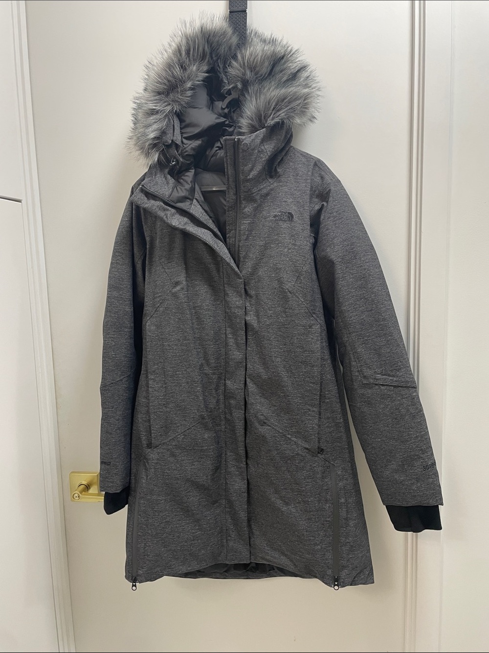The North Face Women's Dark Gray Faux-Fur Hooded Puffer Parka